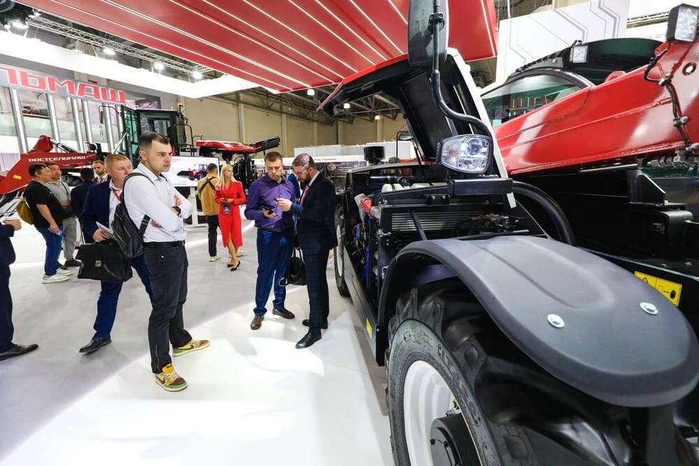 Посетители выставки строительной техники и технологий в России - CTT Expo Посетители выставки строительной техники и технологий в России - CTT Expo
