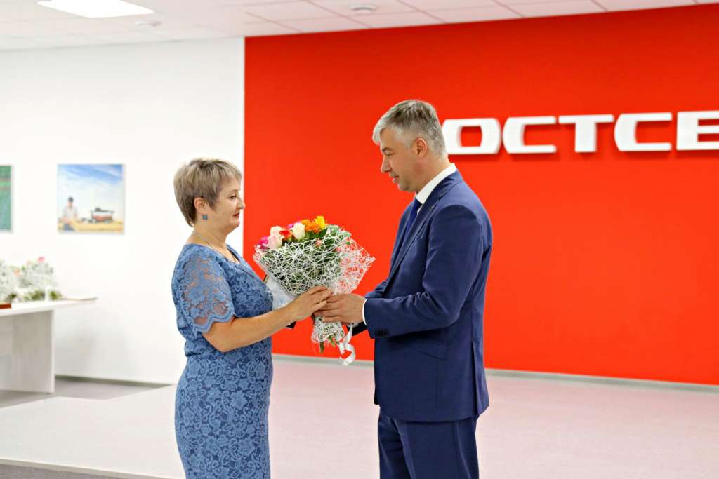 80 сотрудников Ростсельмаш отмечены наградами